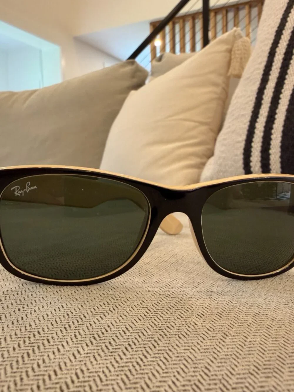 Authentic Ray-Ban New Wayfarer | RB2132 875/3N | Sunglasses | Original Case